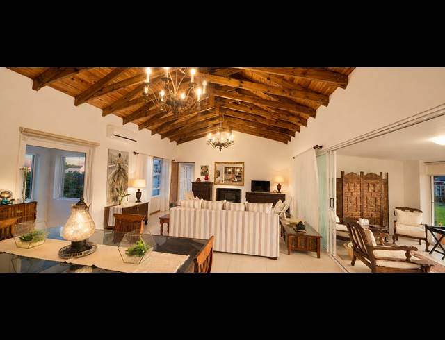 4 BEDROOM HOUSE FOR SALE IN COUNTRY CLUB